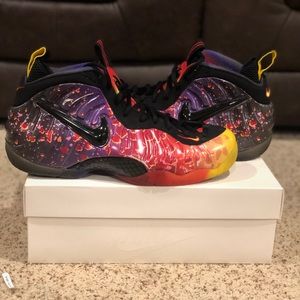 Nike air foamposite asteroid